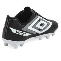 Botines De Futbol Umbro Beat FG Negro