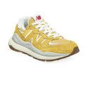 New Balance Moda Zapatillas New Balance 5740 Mujer Mostaza